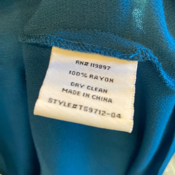 Collective Concepts Sleeveless Blouse Size M In Teal, no tags - Picture 5 of 5
